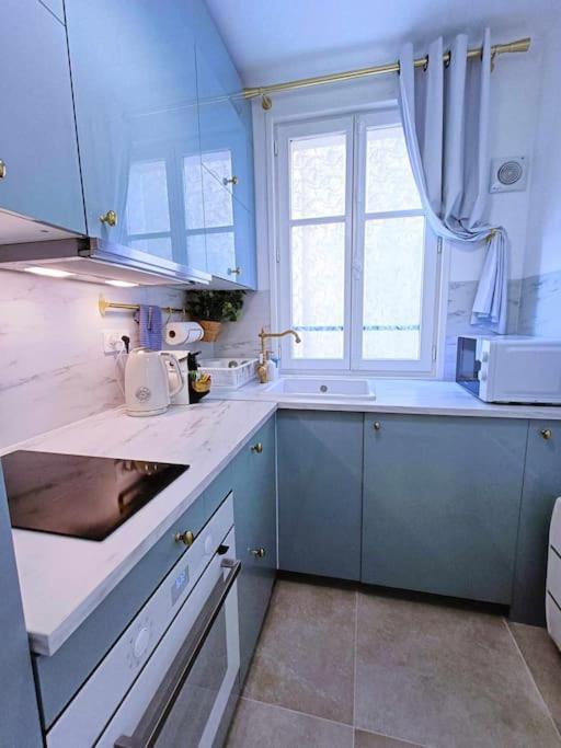 Appartement Au Petit Trianon Bleu à Versailles Extérieur photo