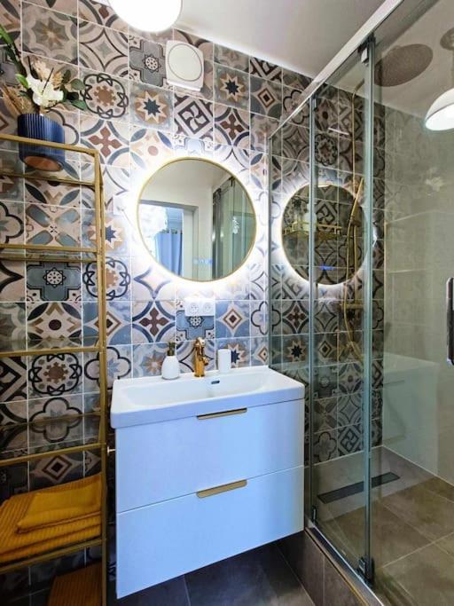 Appartement Au Petit Trianon Bleu à Versailles Extérieur photo