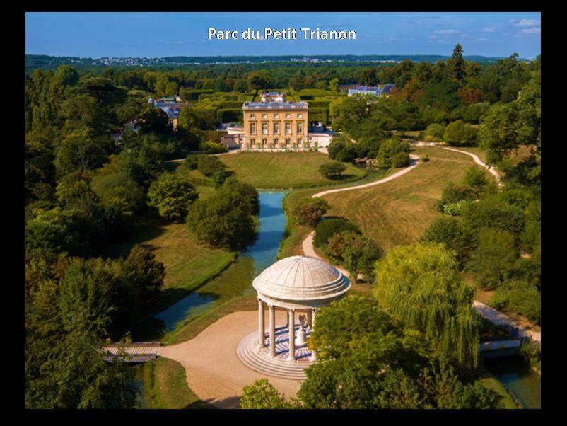 Appartement Au Petit Trianon Bleu à Versailles Extérieur photo